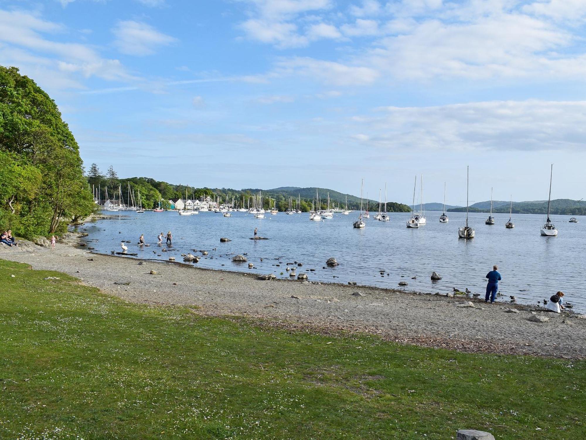 Biskey Burrow Villa Bowness-on-Windermere Exterior photo